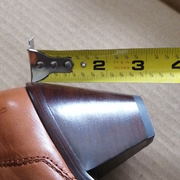 Short Sale New Frye heel boots Sz 7.5 - Picture 9 of 10